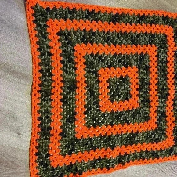 Handmade crocheted baby afghan blanket in orange & camo with tassels on corners - Picture 5 of 5